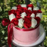 خرید باکس گل 23 شاخه