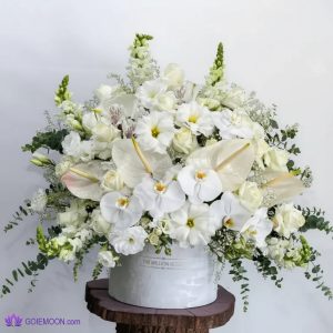 خرید باکس گل ترحیم حنا