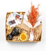 خرید 6 عکس پولاروید - شمع هلن - دسته گل گیاهی خشک شده با حروف شخصی - جعبه هدیه طرح ویژه شماره: 42 (ترکیه)
