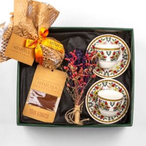 خرید فنجان طرح دار گل - قهوه ترک - شکلات کیسه ای میموزا - اسطوخودوس دسته ای - جعبه کادو طرح ویژه شماره:15 (ترکیه)