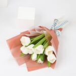 خرید 10 گل لاله سفید (بحرین)