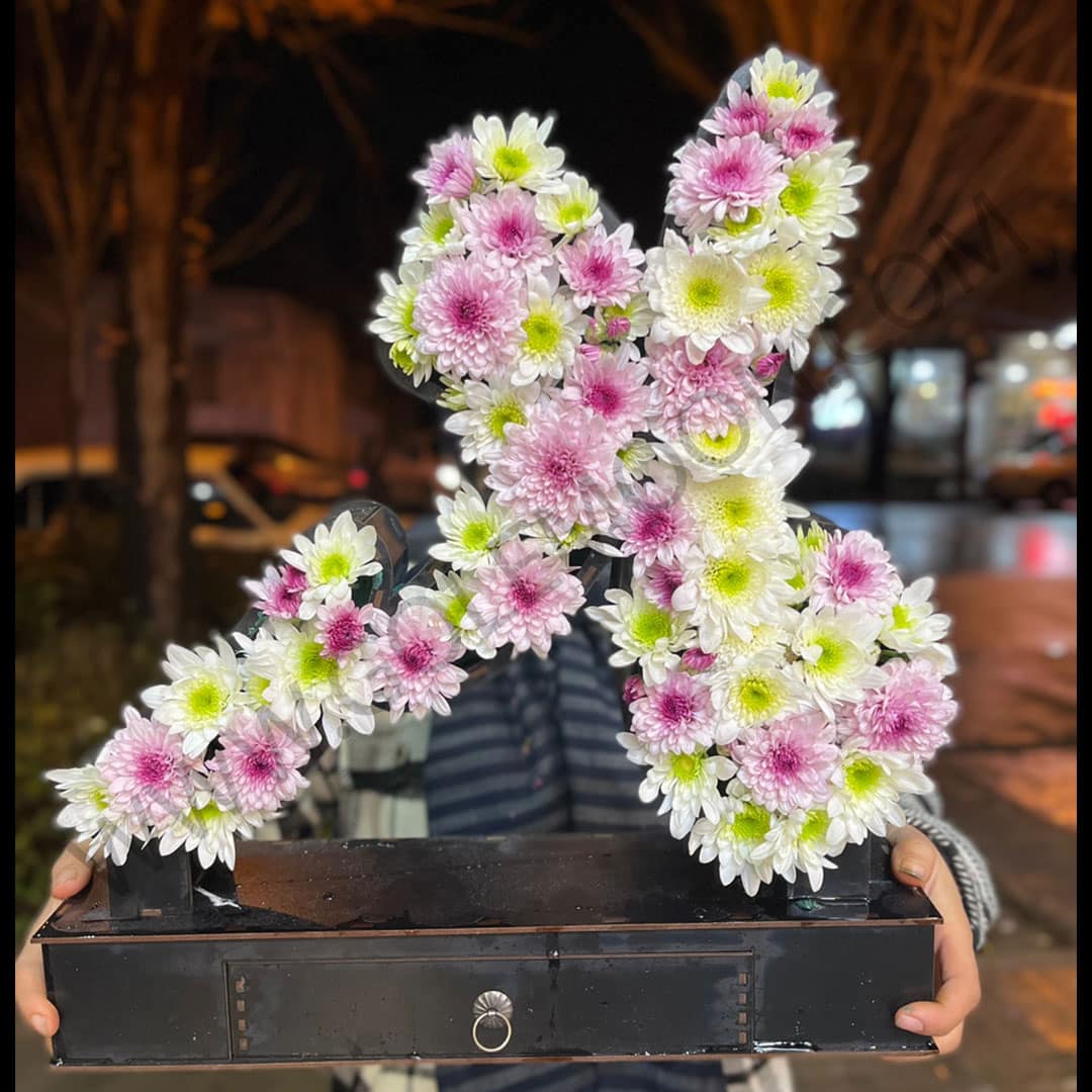 1365 خرید باکس گل مادر