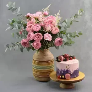 فردوس گلدار با کیک