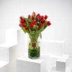 خرید گلدان استوانه ای لاله قرمز بزرگ (بحرین)