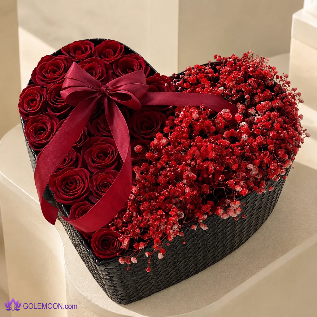 خرید باکس گل قلب 25 شاخه خرید باکس گل قلب 25 شاخه