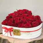 خرید باکس گل قلب 30 شاخه
