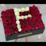 خرید باکس گل حرف F