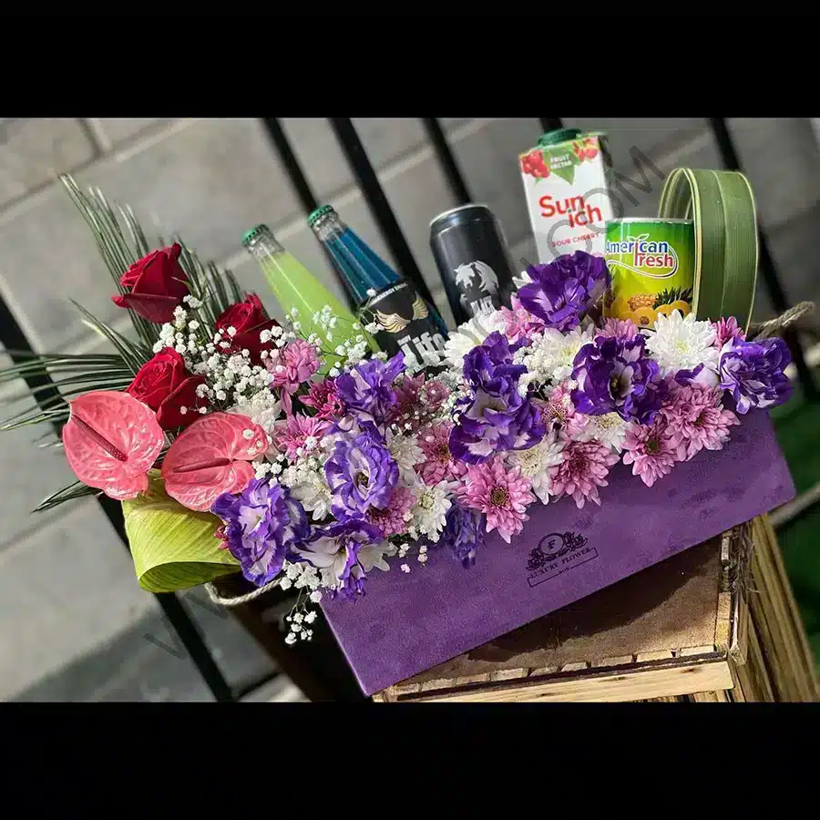 باکس گل و آبمیوه کاتیا خرید باکس گل و آبمیوه کاتیا