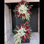 تاج گل پایه دار