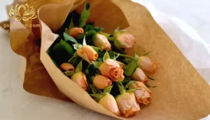 آموزش پیچیدن دسته گل با کاغذ کادو