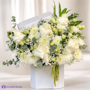 خرید باکس گل سفید