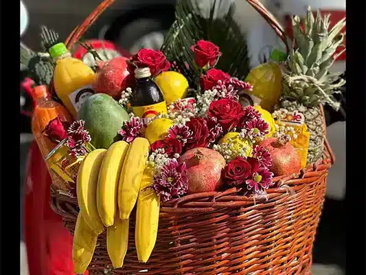 گل یا میوه؟ راهنمای انتخاب بهترین هدیه برای عیادت