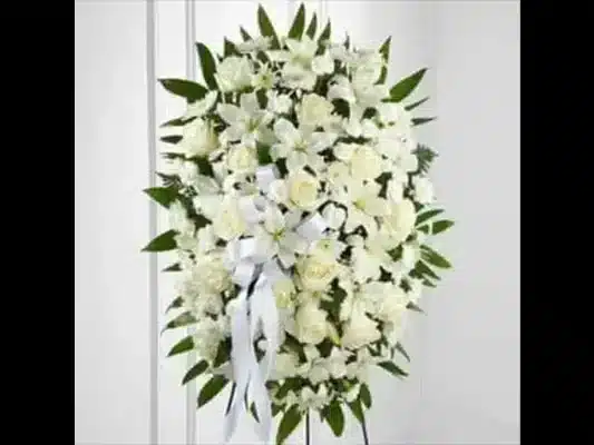راهنمای نمادشناسی گلها در تاج گل