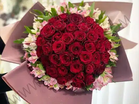 آداب و اصول تقدیم گل در مراسم خواستگاری