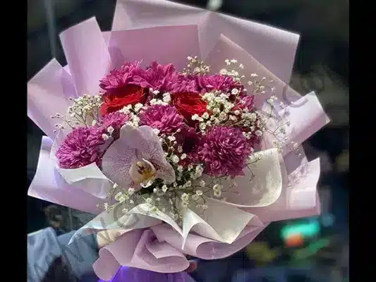آشنایی با انواع رنگی دسته گل داوودی