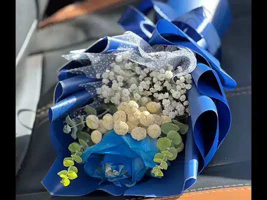 راهنمای انتخاب رنگ دسته گل رز