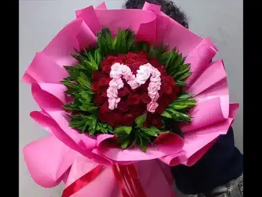 راهنمای انتخاب رنگ و نوع دسته گل میخک برای ابراز احساسات